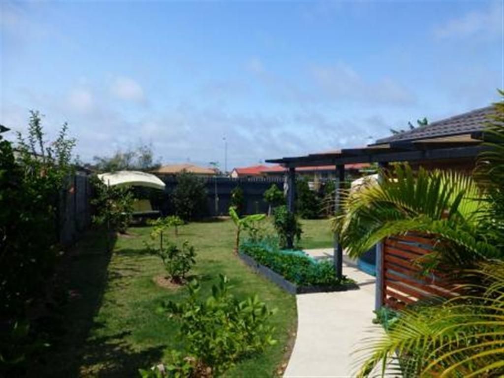 94 Wattle Street, POINT VERNON, QLD 4655