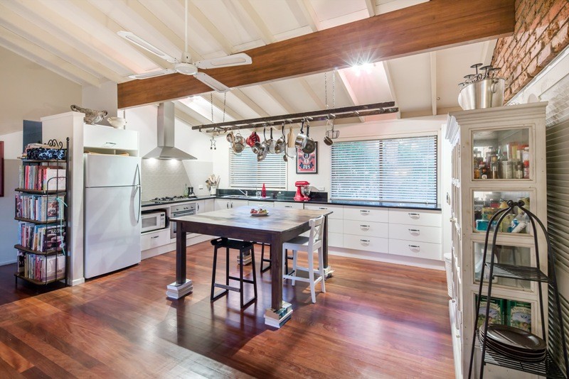 19 Centenary Crescent, MAROOCHYDORE, QLD 4558