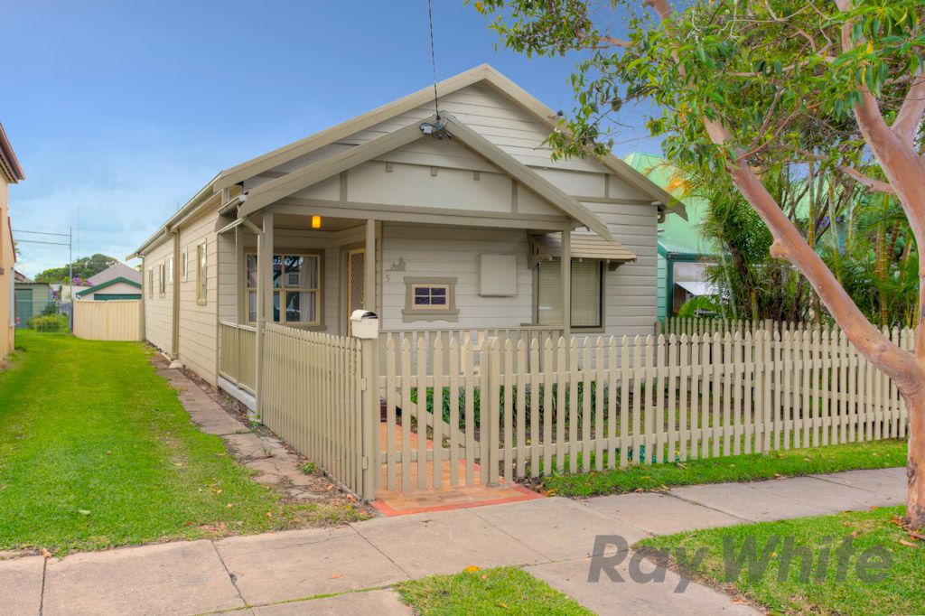 5 High Street, WARATAH, NSW 2298