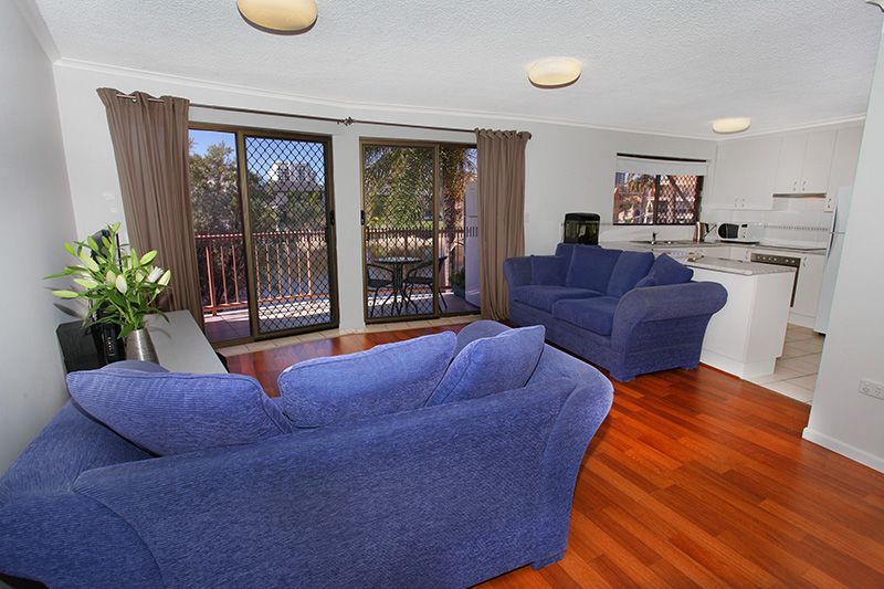 4/8 Tarwarri Crescent, Mooloolaba, QLD 4557