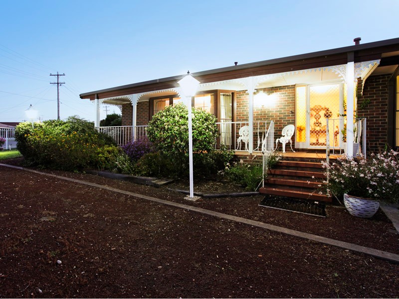 10-12 Coolabah Drive, GROVEDALE, VIC 3216
