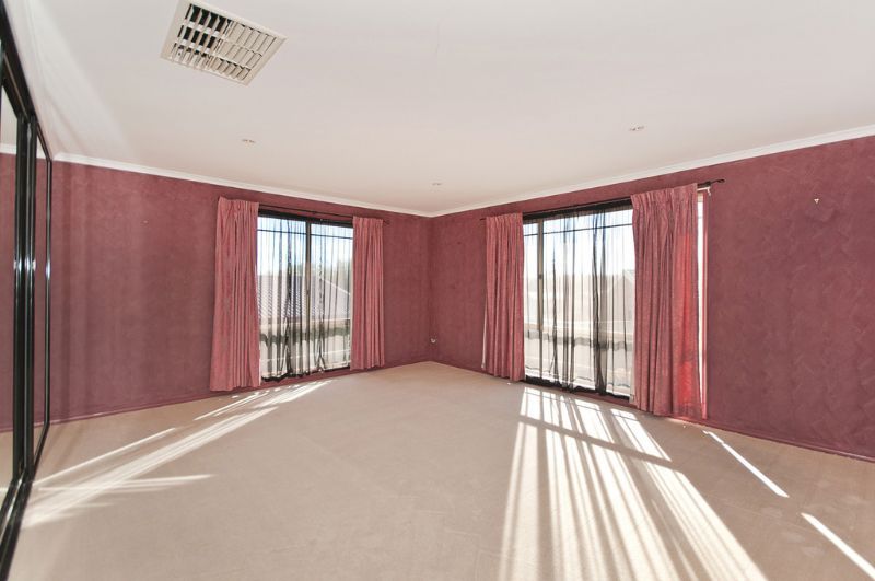 11 Chardonay Place, QUEANBEYAN, NSW 2620