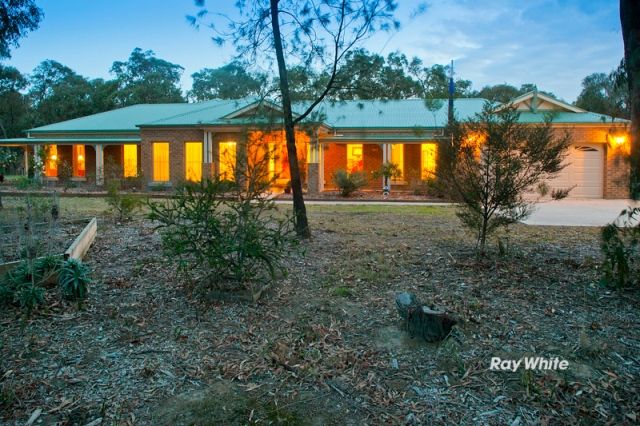 10 Bellbird Court, LANGWARRIN, VIC 3910