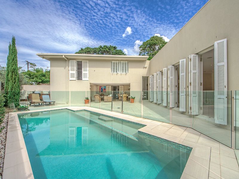 13 Kapala Street, SOUTHPORT, QLD 4215