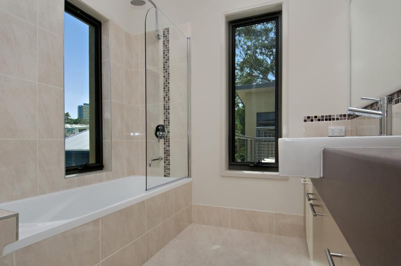 Unit 2/9 Bingera Terrace, CALOUNDRA, QLD 4551