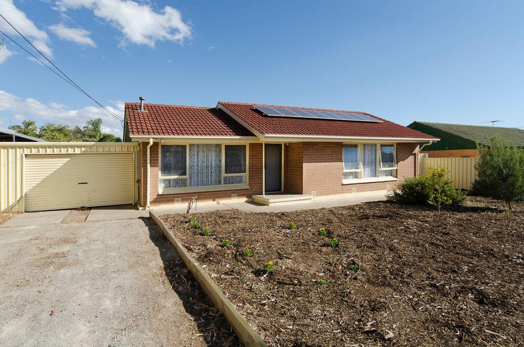 12 Florian Street, CHRISTIE DOWNS SA 5164