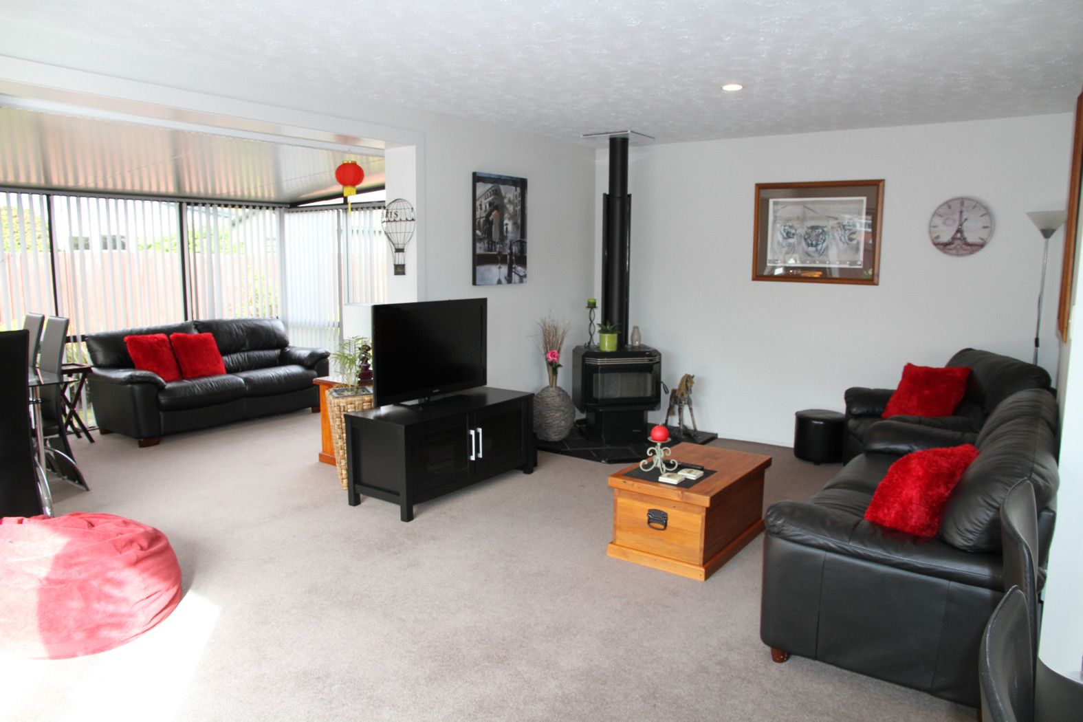 1/4 Banks Street, TEMPLETON, Christchurch City