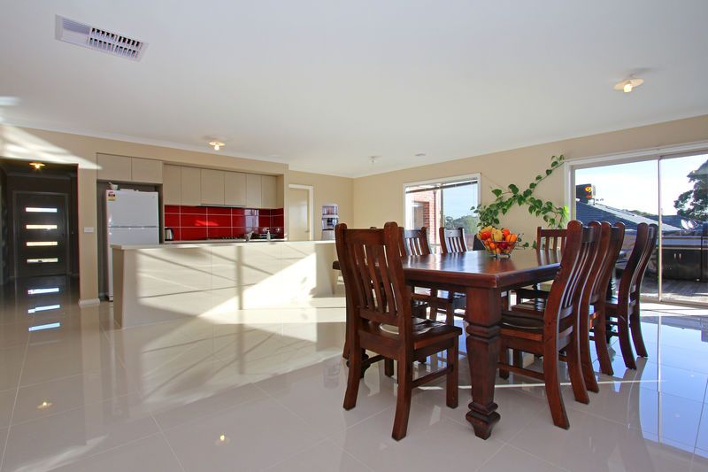 3 Crestwood Drive, ROSEBUD, VIC 3939