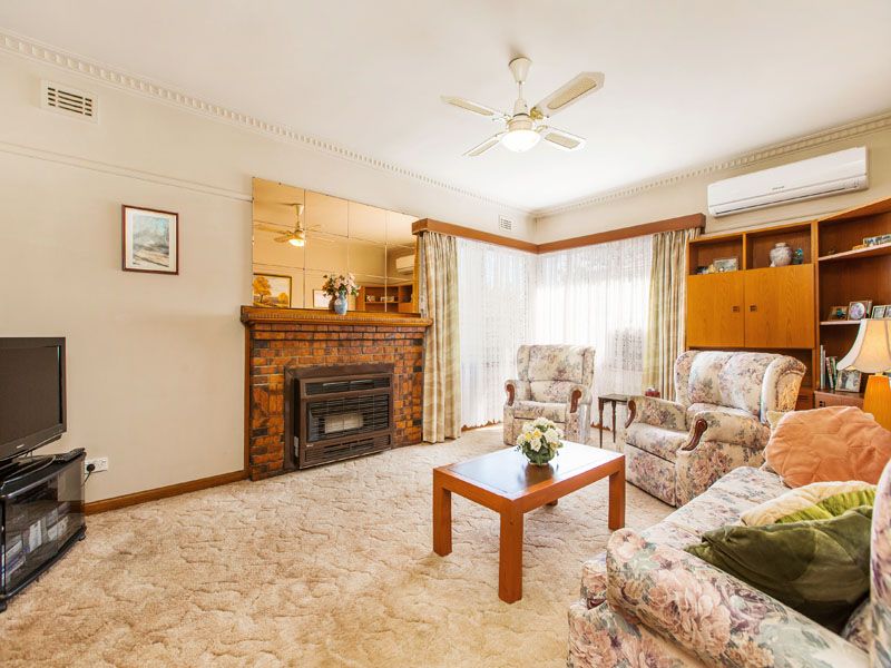 4 Bruthen Street, MOORABBIN, VIC 3189