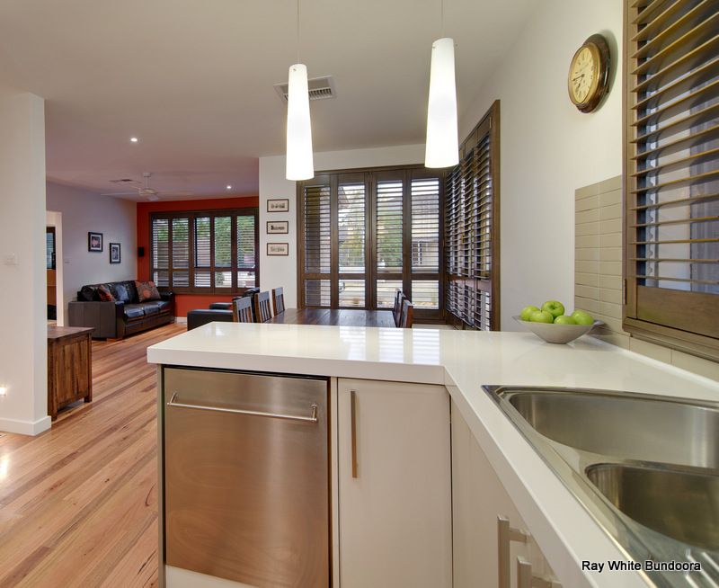 2 Yaltara Avenue, BUNDOORA, VIC 3083