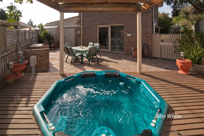 5 Saligna Court, LANGWARRIN, VIC 3910