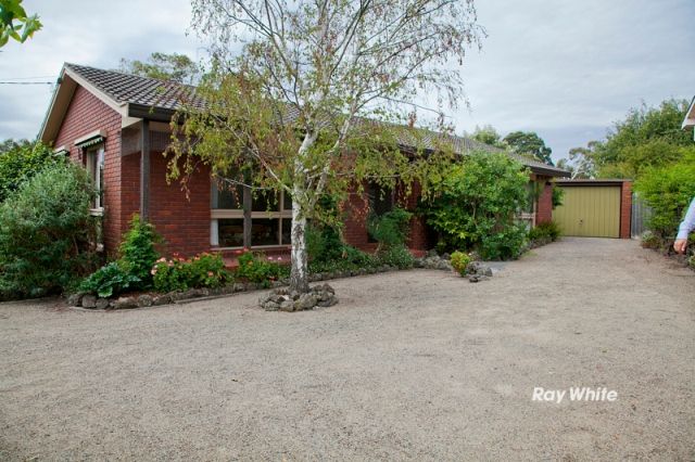 408 McClelland Drive, LANGWARRIN, VIC 3910