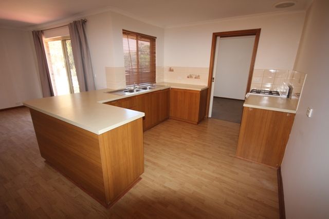 58 Black Road, FLAGSTAFF HILL, SA 5159