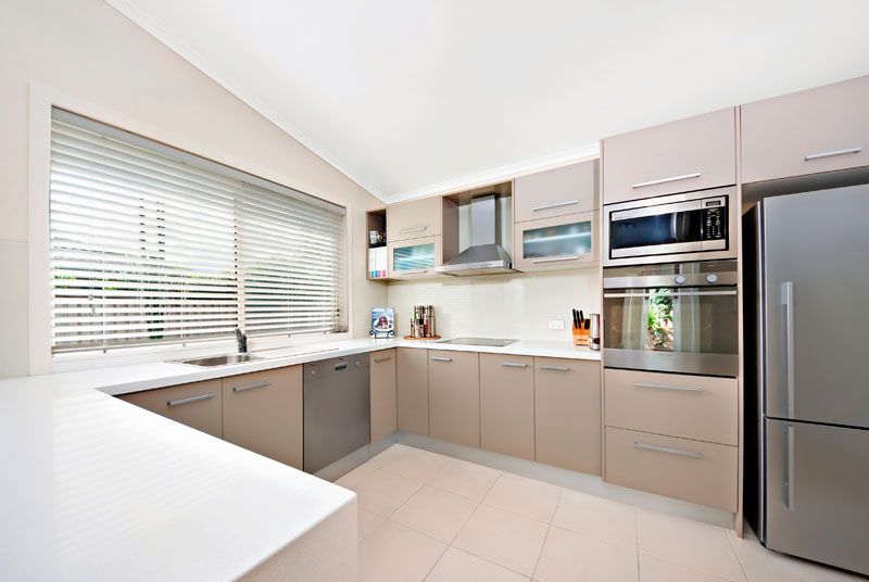 4 Bentley Grove, MENAI, NSW 2234