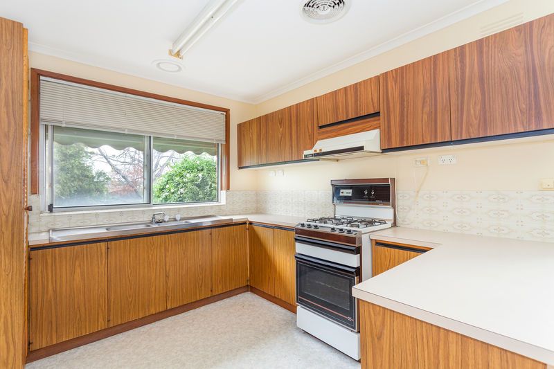 22 Ainslie Avenue, GROVEDALE, VIC 3216