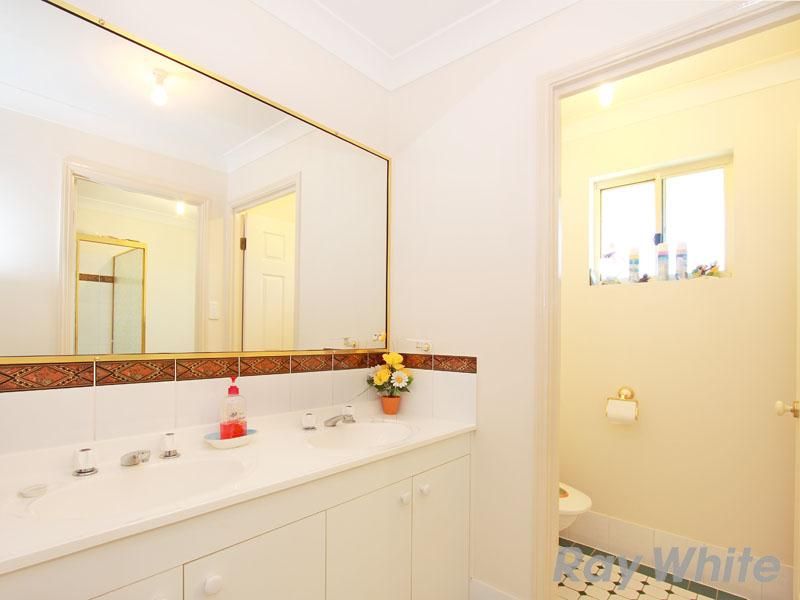 72 Stringybark Drive, CHERMSIDE WEST, QLD 4032
