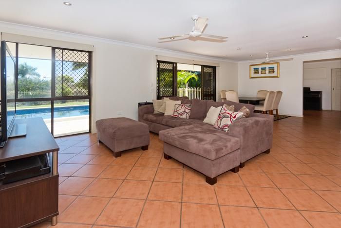 2 Mara Court, ASHMORE, QLD 4214