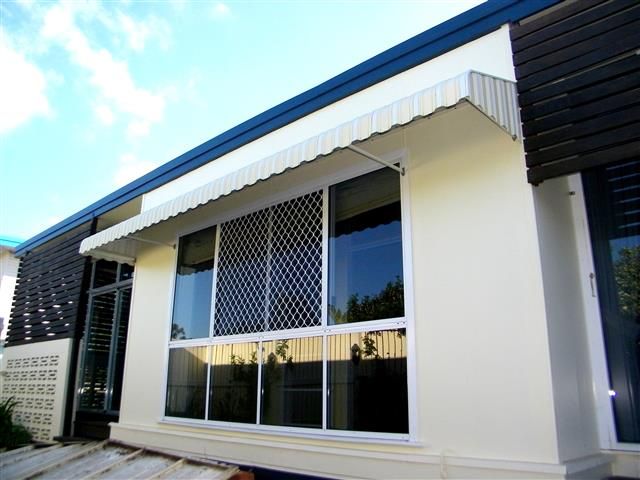 24 COASE Street, WEST GLADSTONE, QLD 4680