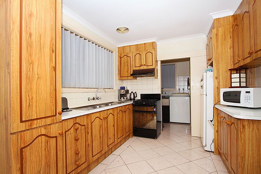 17 Kelverne Street, RESERVOIR, VIC 3073