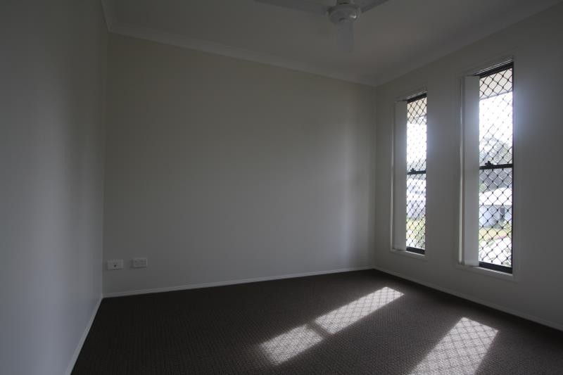 16 Glen Abby Avenue, PEREGIAN SPRINGS, QLD 4573
