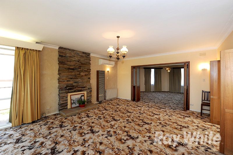 13 Kathryn Road, KNOXFIELD, VIC 3180