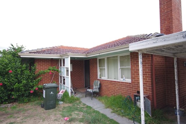 33 Maitland Road, BALGA, WA 6061