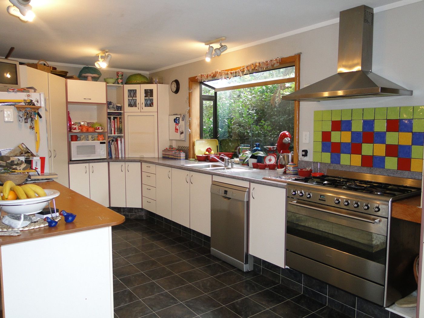 128 Barnett Avenue, Best Island, Nelson
