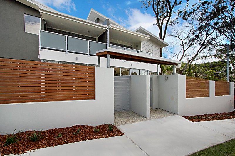 8 Wool Street, TOOWONG QLD 4066