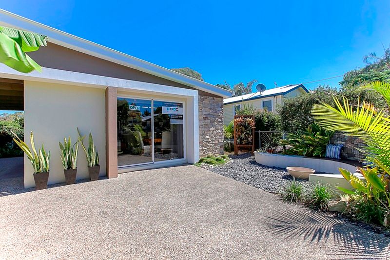 25 Mayes Avenue, CALOUNDRA, QLD 4551