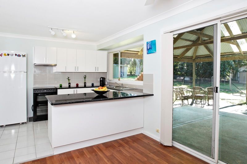 4 Folia Close, WEST NOWRA, NSW 2541