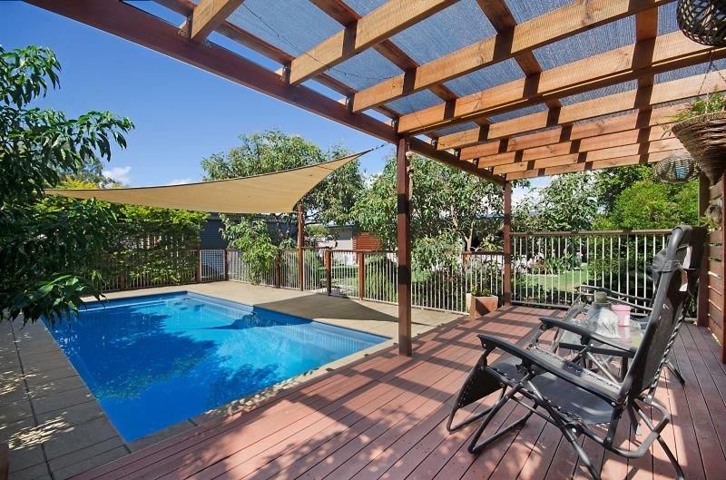 9 Michelle Crescent, BUCASIA QLD 4750