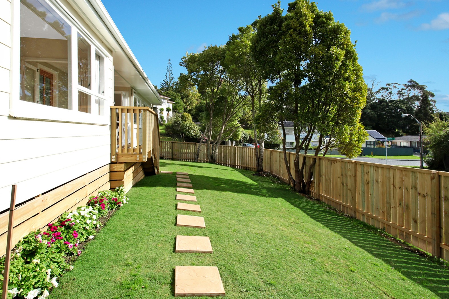 69a Powrie Street, GLENFIELD, North Shore City