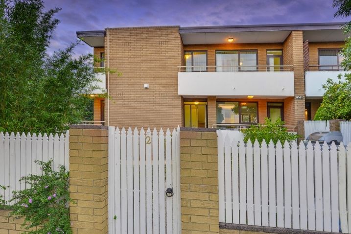 2/108 Atherton Road, OAKLEIGH, VIC 3166