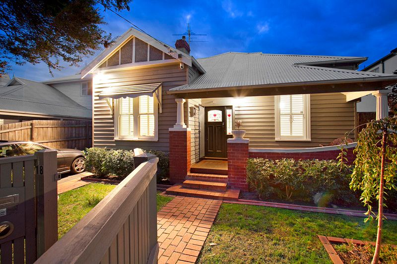 18 Mile End Road, CARNEGIE VIC 3163