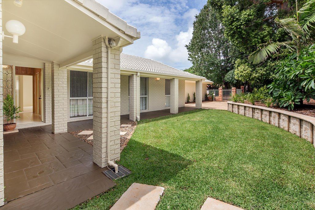 1 Royal Drive, BUDERIM, QLD 4556