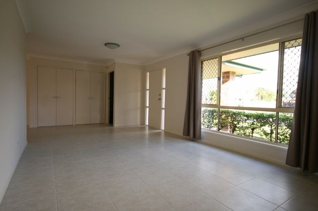 10 Amcord Place, ROTHWELL, QLD 4022
