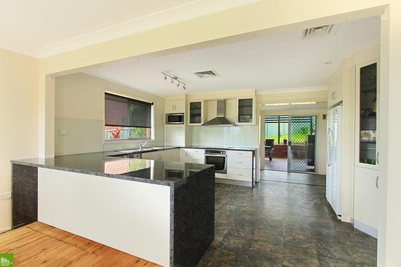 2 Scenic Crescent, ALBION PARK, NSW 2527