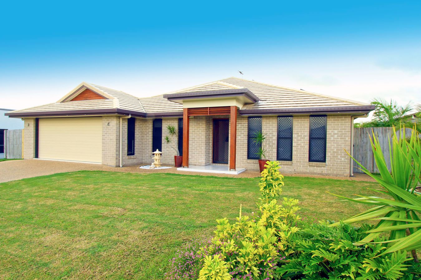 21 Frangipani Court, NORMAN GARDENS QLD 4701