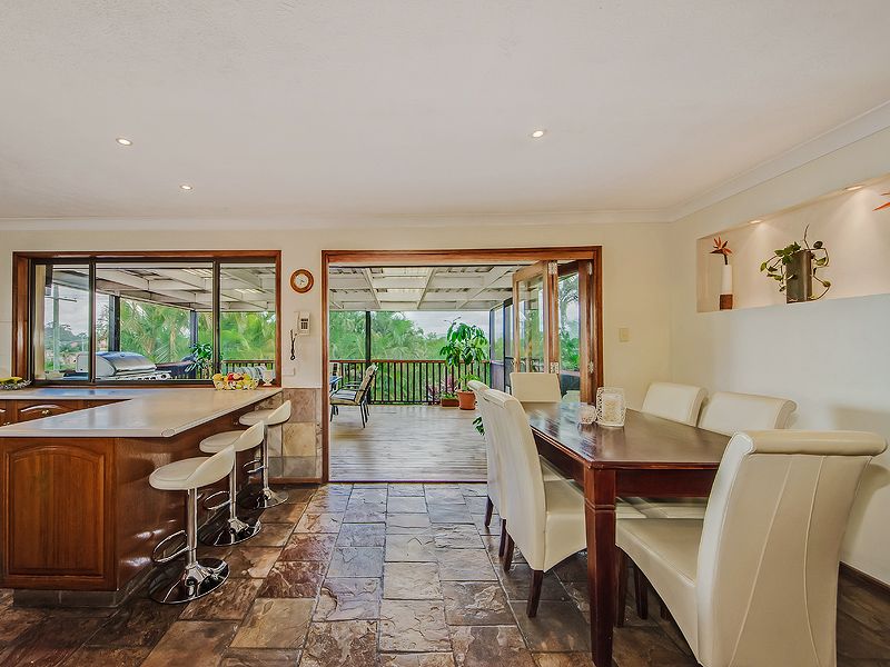 8 Petherbridge Avenue, MERRIMAC, QLD 4226
