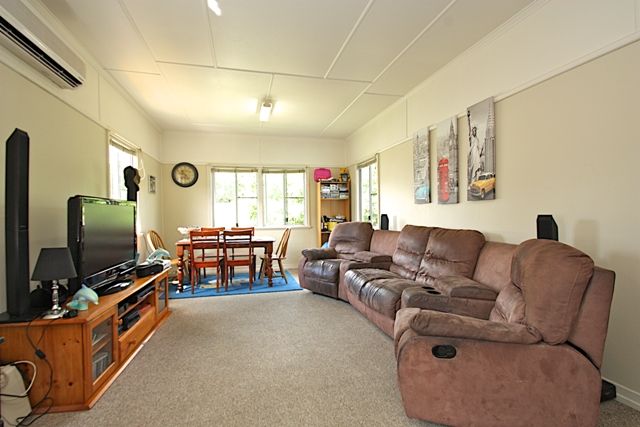 124 Glebe Road, BOOVAL, QLD 4304