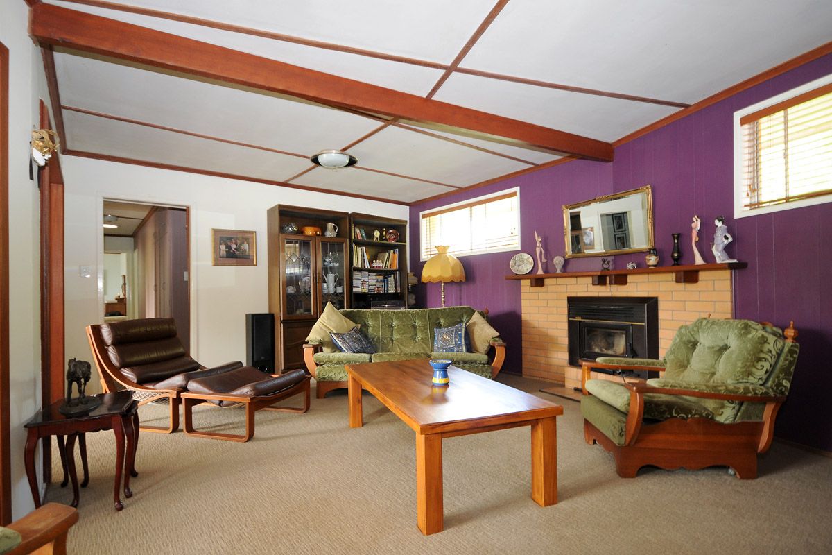 412 Mackenzie Street, Middle Ridge, QLD 4350