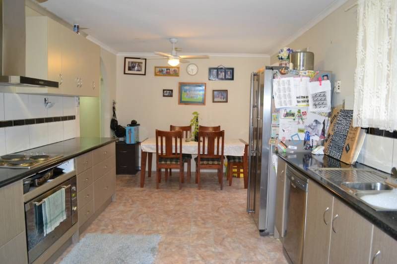 14 Gretel Drive, CLINTON, QLD 4680