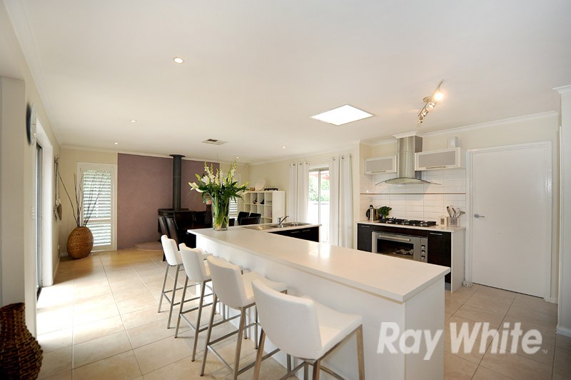 57 Bursaria Avenue, FERNTREE GULLY, VIC 3156