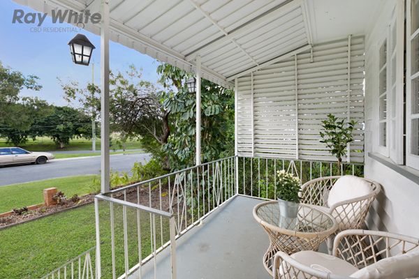 31 Turley Street, FAIRFIELD, QLD 4103
