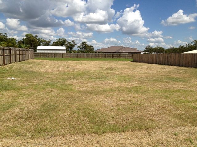 4 Tulipwood Court, Norman Gardens, QLD 4701