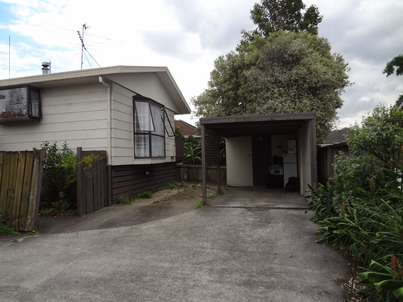 8c Ashlynne Avenue, PAPATOETOE, Manukau City