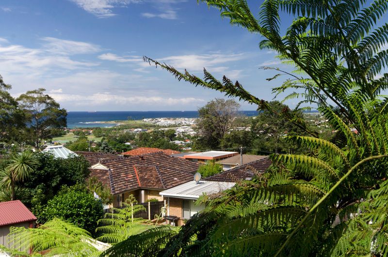 26 Arunta Drive, THIRROUL NSW 2515
