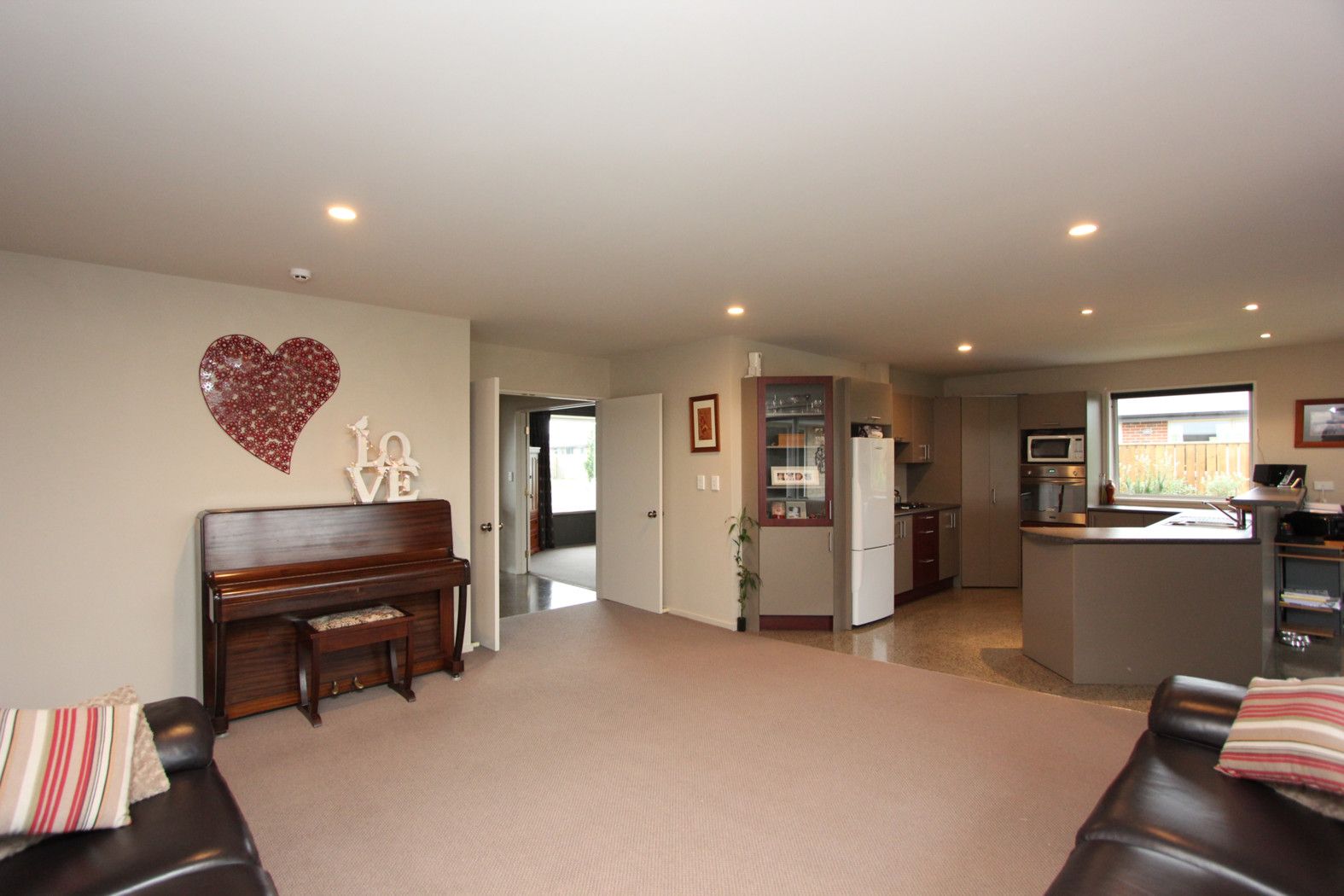 2 Frame Crescent, ROLLESTON, Selwyn District