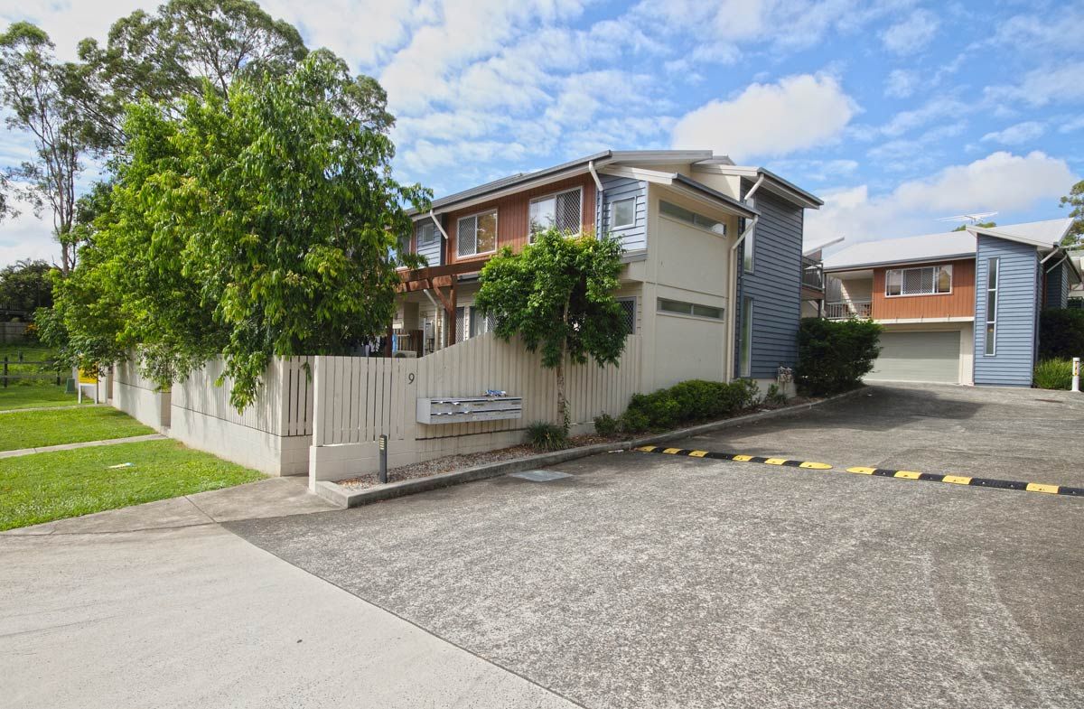 9 Lackeen Street, EVERTON PARK QLD 4053