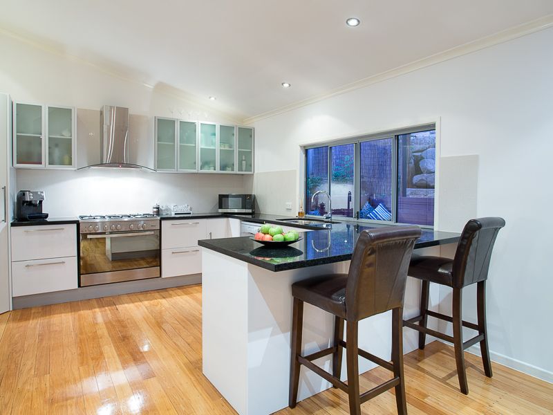 1 Yonga Street, BALMORAL QLD 4171